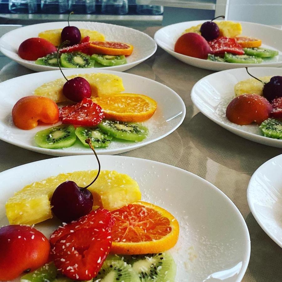 Hotel Levante Convenzionato Aquafan E Oltremare Riccione Bagian luar foto